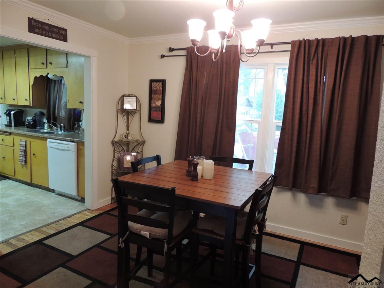 1269 E 9th Street, Chico, CA 95928