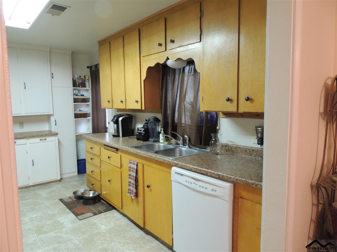 1269 E 9th Street, Chico, CA 95928