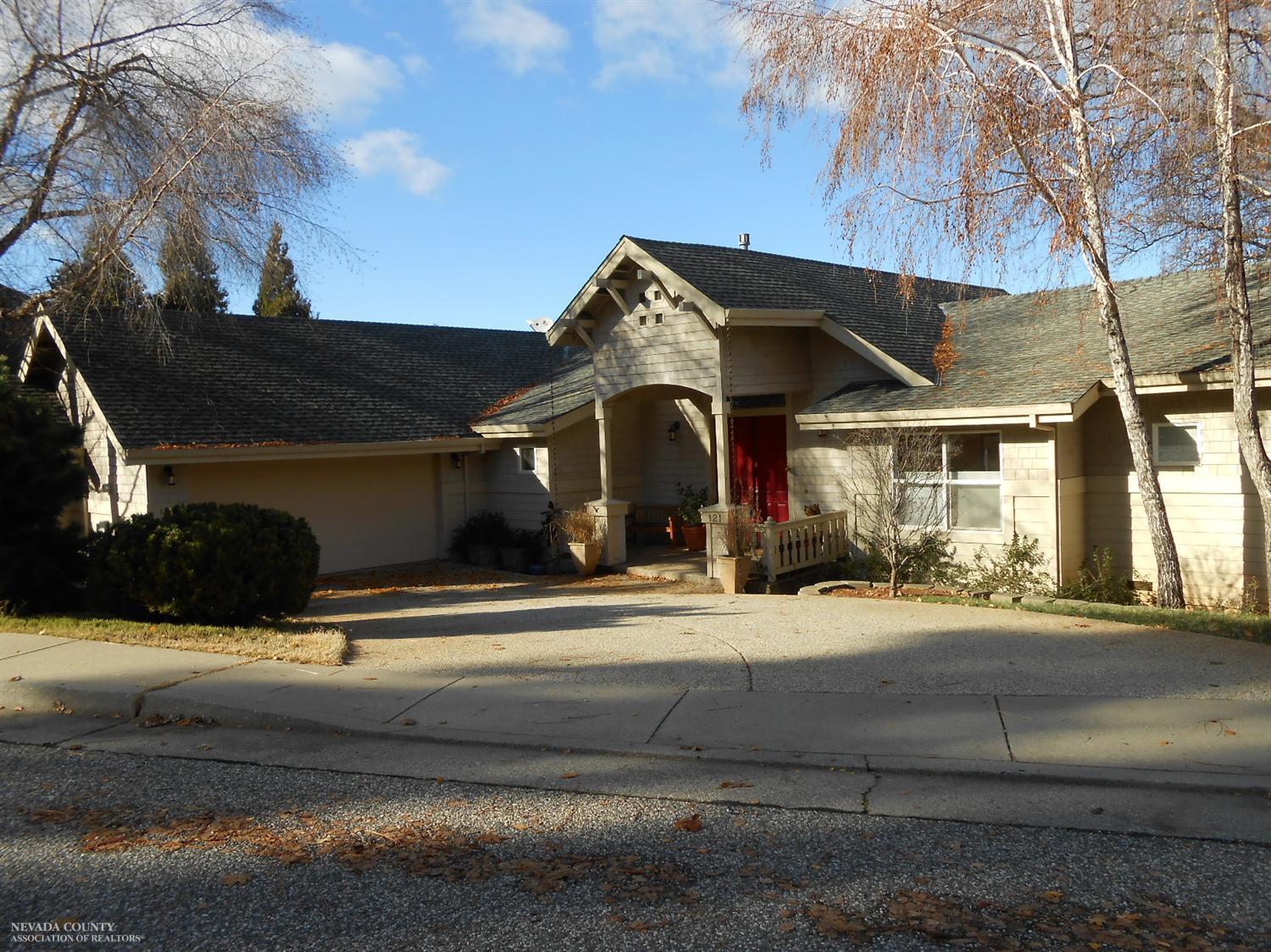 121 Ventana Ct, Grass Valley, United States 95945