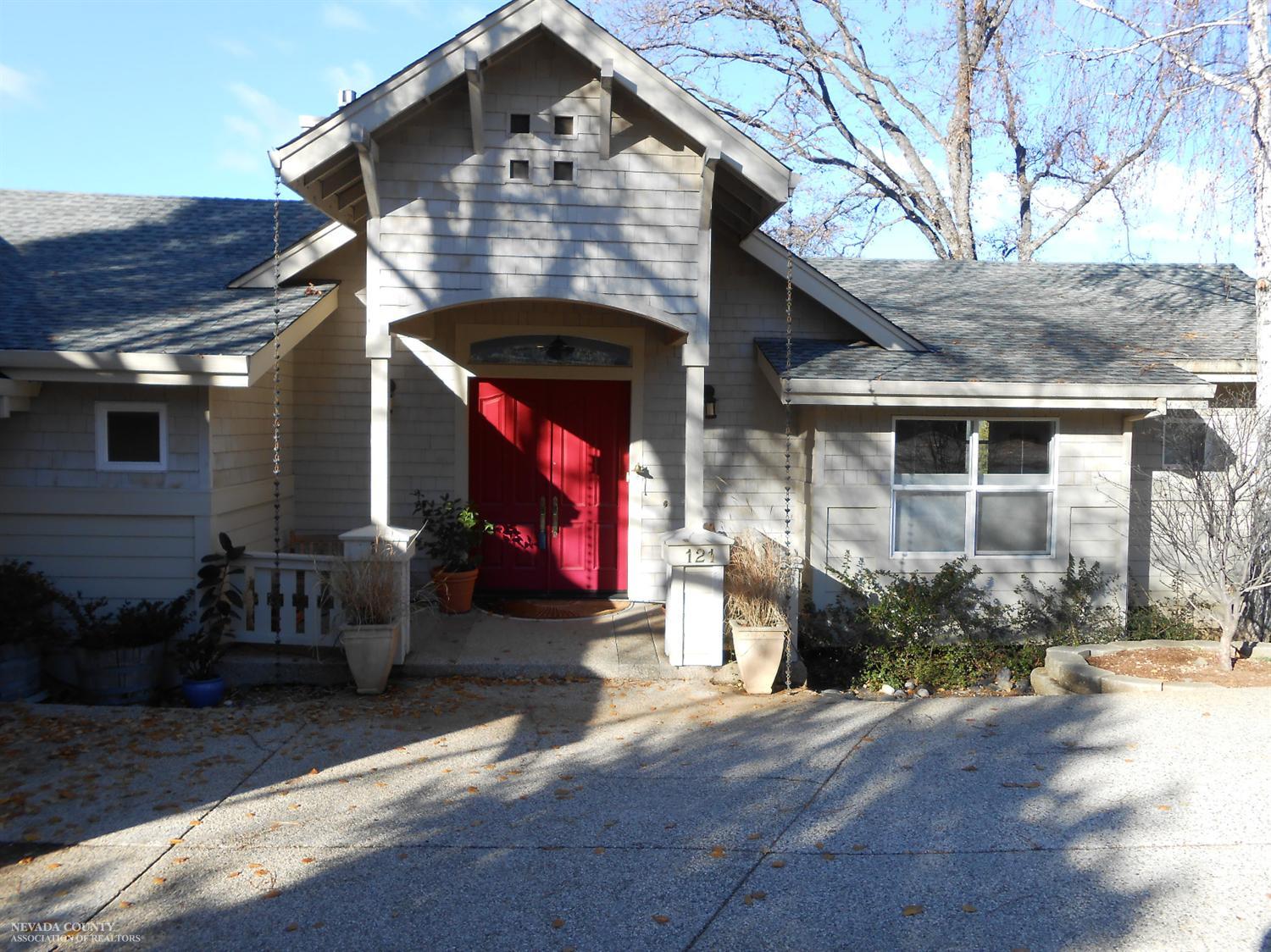 121 Ventana Ct, Grass Valley, United States 95945