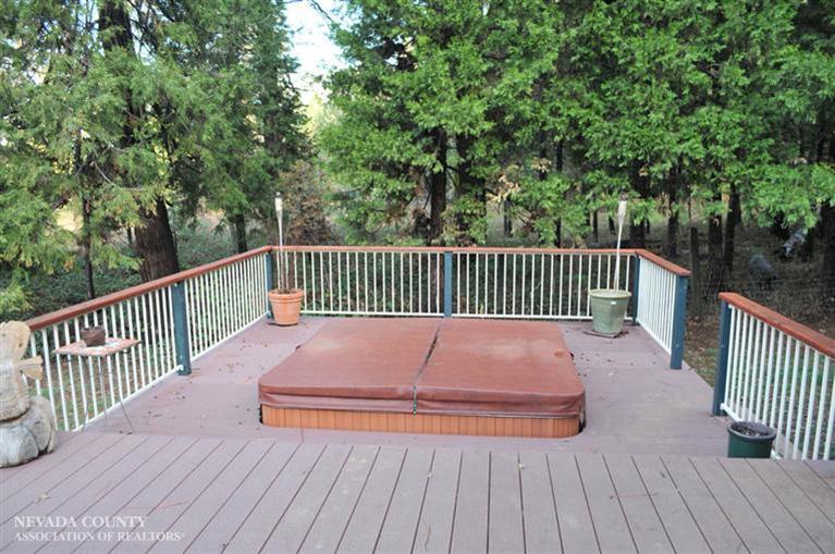 13254 Peardale Rd, Grass Valley, United States 95945