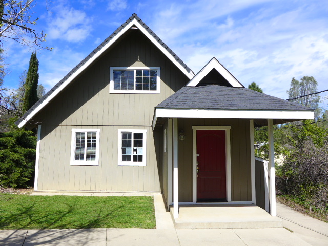 13553 Reefer CtGrass Valley, CA, 95945Nevada County