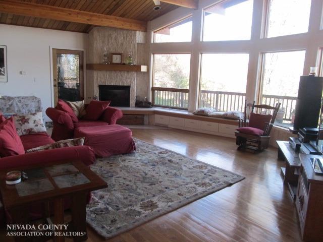 21300 Bald Ridge Rd, Penn Valley, United States 95946