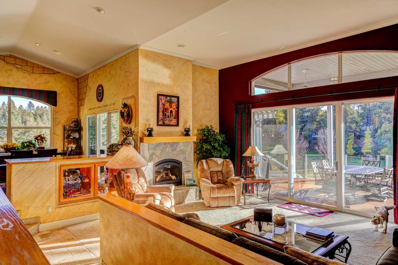 11283 Lower Circle, Grass Valley, CA 95949