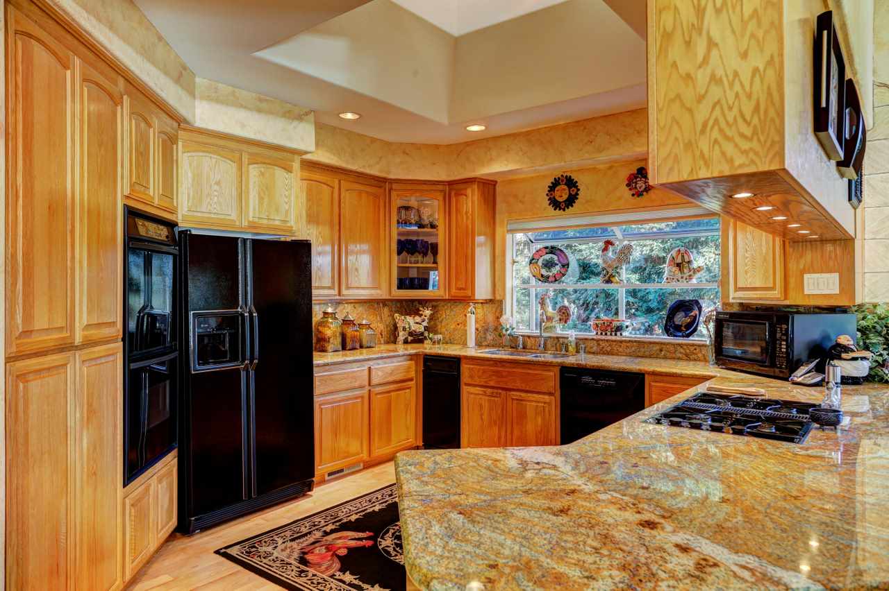 11283 Lower Circle, Grass Valley, CA 95949