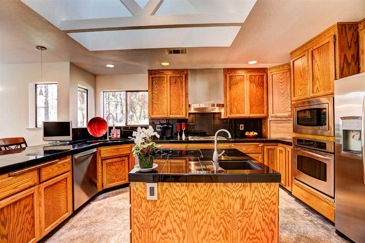 16008 Gary Way, Grass Valley, CA 95949