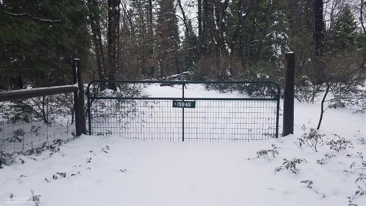 19840 Cruzon Grade Rd, Nevada City, CA 95959