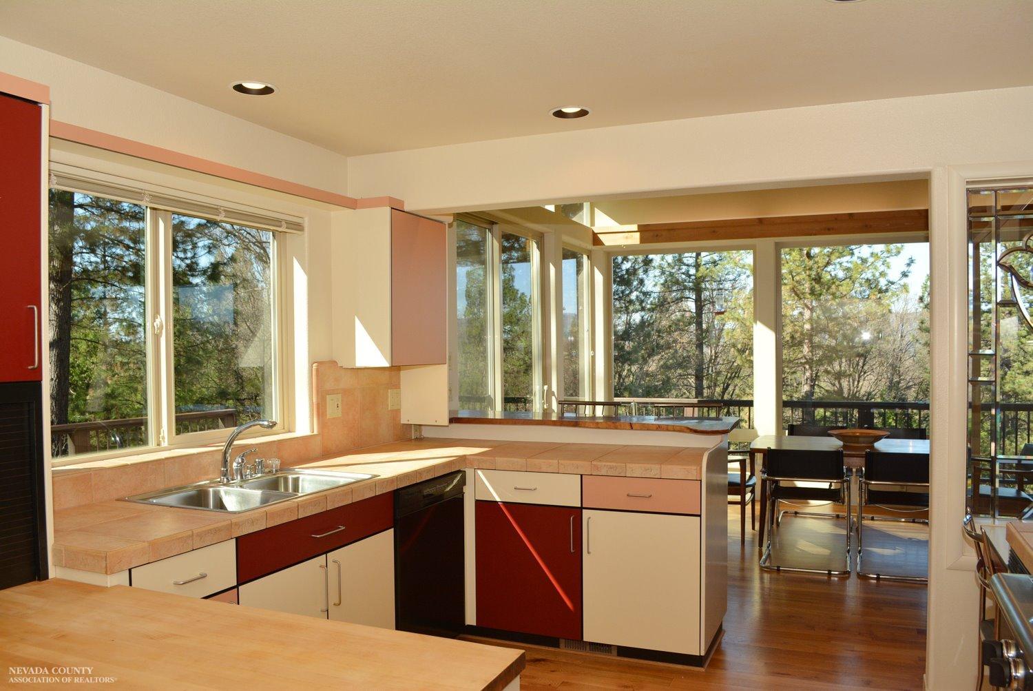15353 North Bloomfield Road, Nevada City, United States 95959
