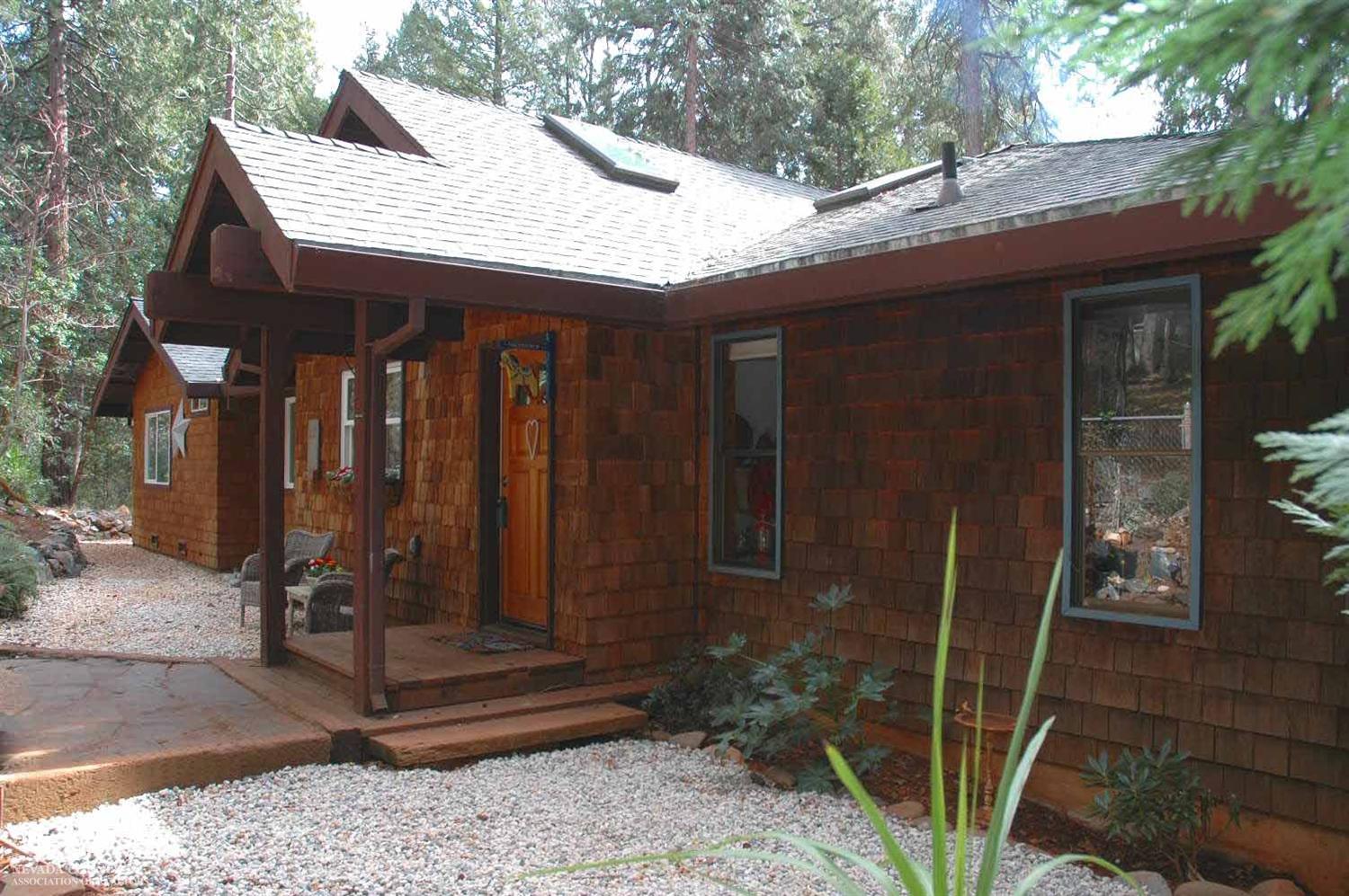 12332 Madrona Way, Nevada City, United States 95959