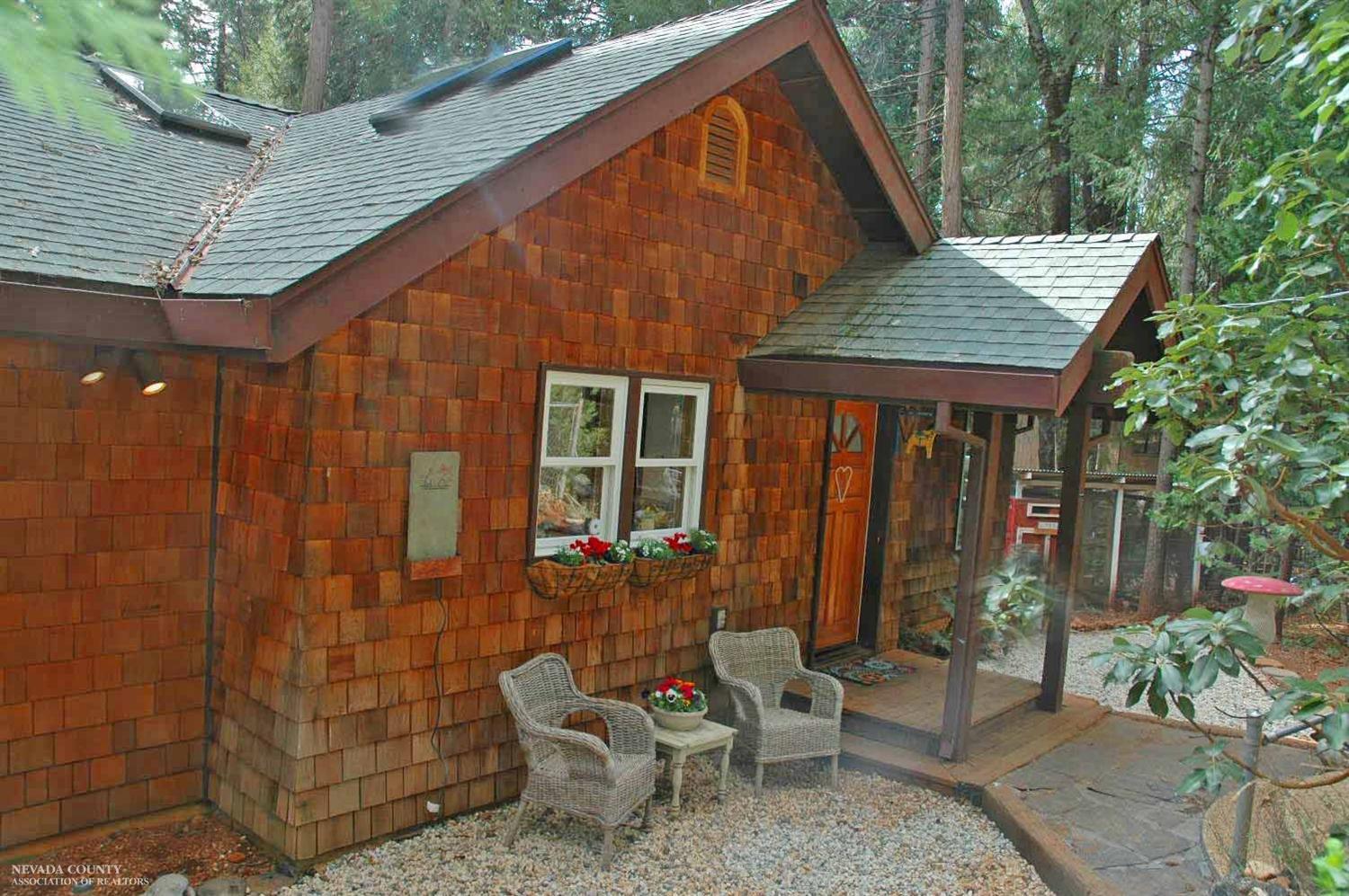 12332 Madrona Way, Nevada City, United States 95959