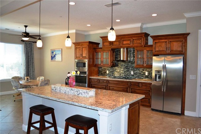 392 Bay Tree Dr, Paradise, United States 95969