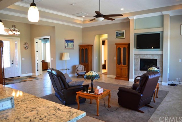 392 Bay Tree Dr, Paradise, United States 95969