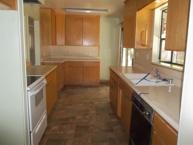 2125 Paris AveRedding, CA, 96001Shasta County