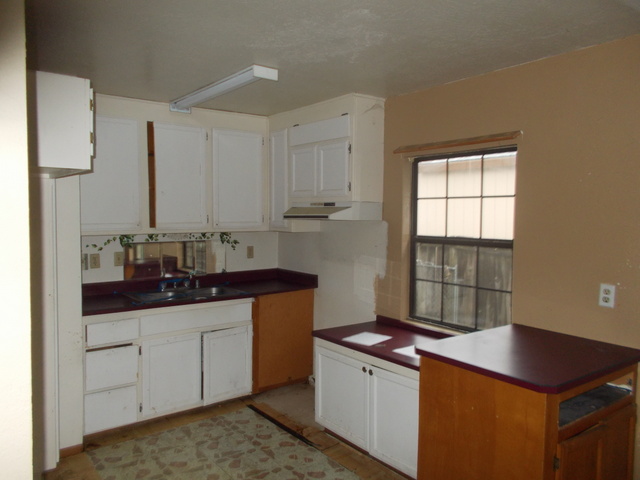 748 West StreetRedding, CA, 96001Shasta County