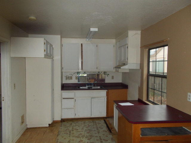 748 West StreetRedding, CA, 96001Shasta County