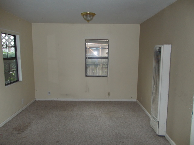 748 West StreetRedding, CA, 96001Shasta County