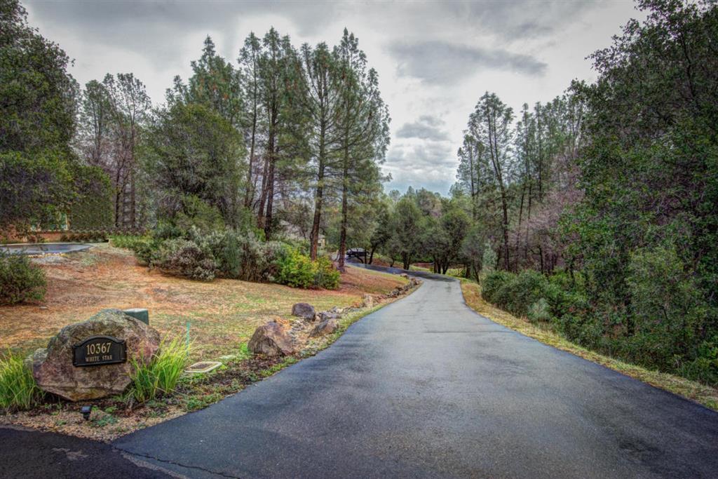 10367 White Star, Redding, United States 96001