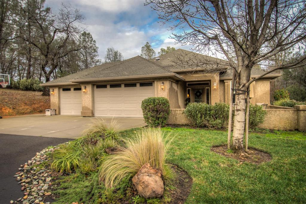 10367 White Star, Redding, United States 96001