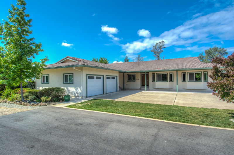 15200 La Paloma Way, Redding, United States 96001