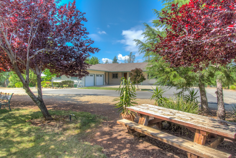 15200 La Paloma Way, Redding, United States 96001