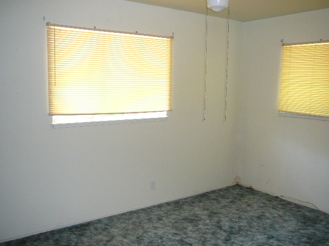 2174 Paris AvenueRedding, CA, 96001Shasta County