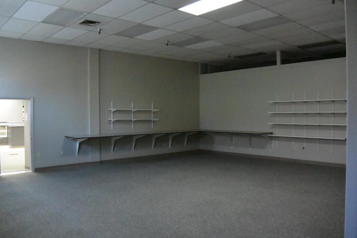 1504 MARKET ST, Redding, CA 96001