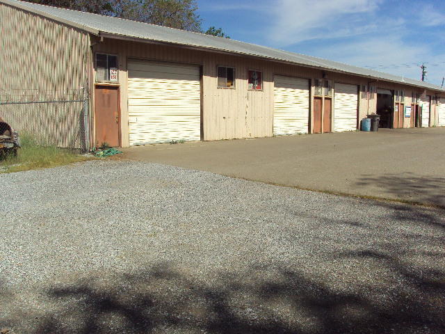 2431 RADIO LANE, Redding, CA 96001