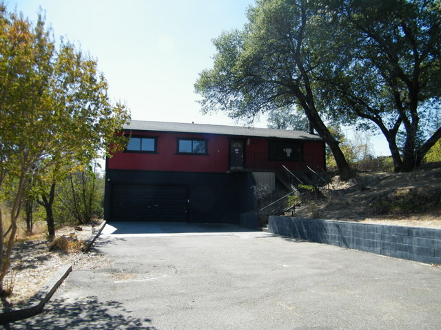 8872 Simmons RdRedding, CA, 96001Shasta County