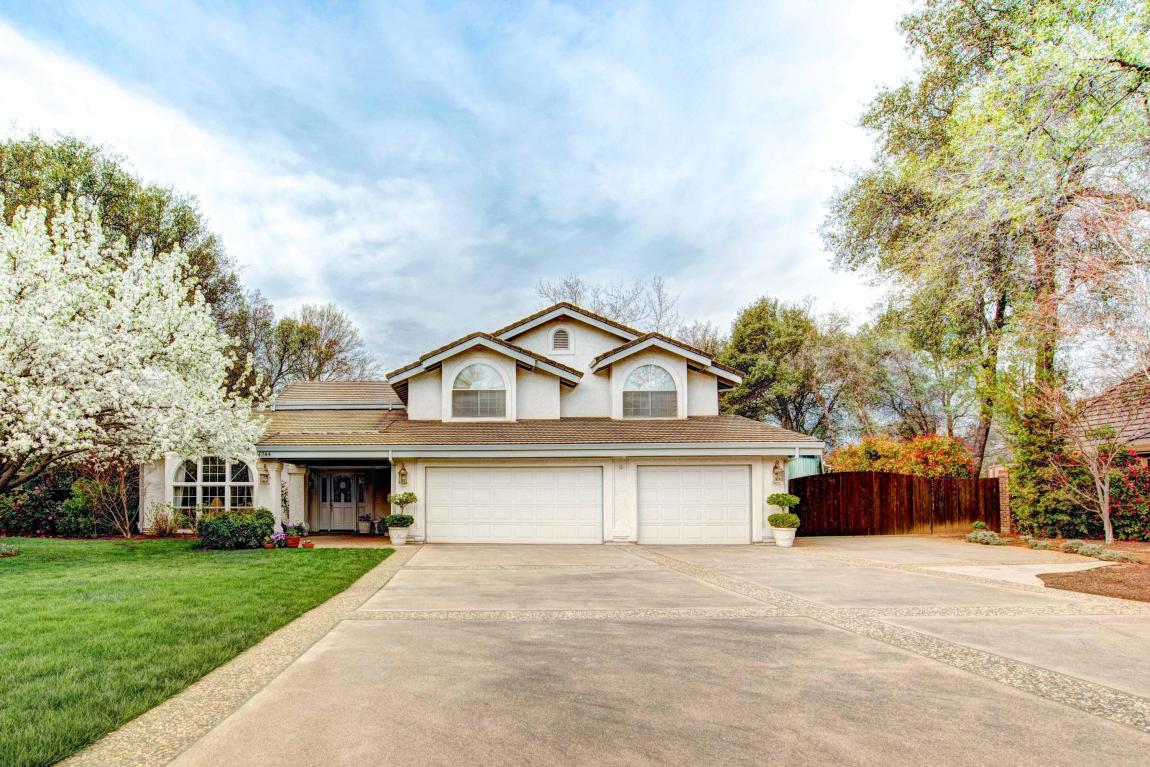 4244 SARATOGA DR, Redding, CA 96002
