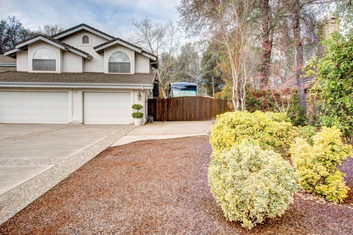 4244 SARATOGA DR, Redding, CA 96002