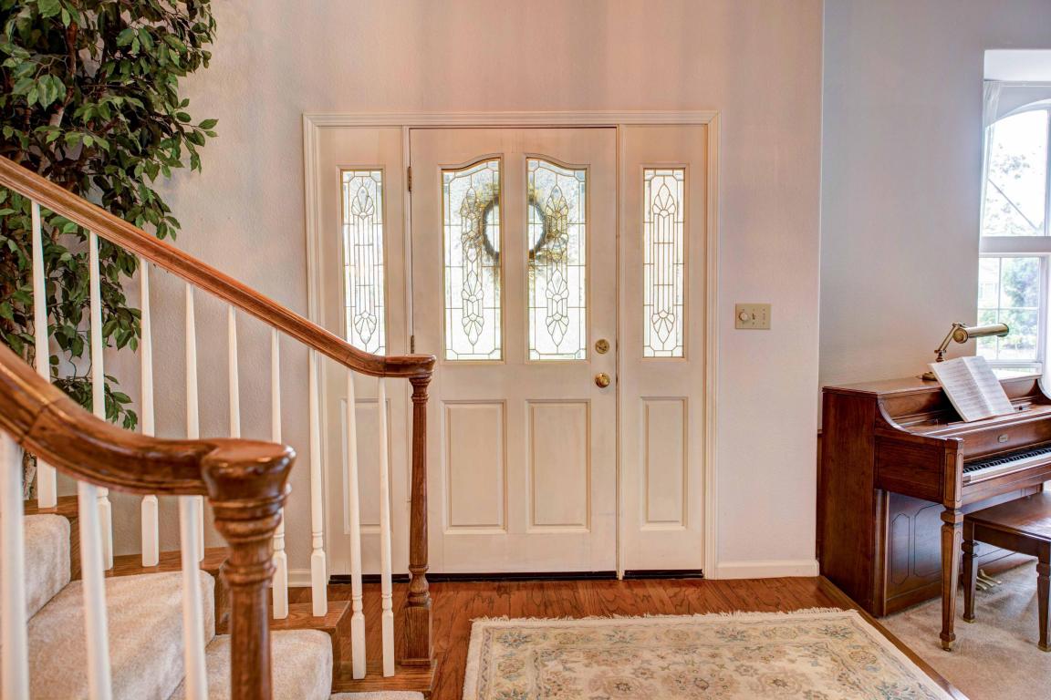 4244 SARATOGA DR, Redding, CA 96002