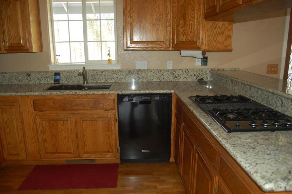 21281 Old 44, Redding, United States 96003