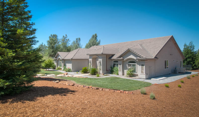 13195 TIERRA OAKS DR, Redding, CA 96003