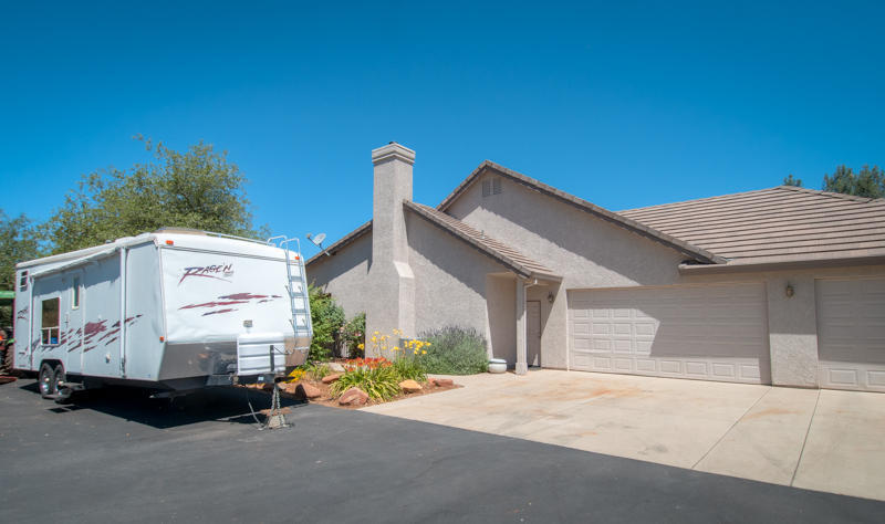 13195 TIERRA OAKS DR, Redding, CA 96003