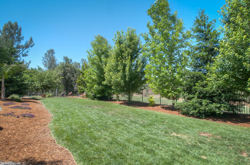 13195 TIERRA OAKS DR, Redding, CA 96003