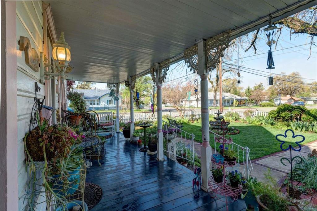 1871 North St, Anderson, CA 96007