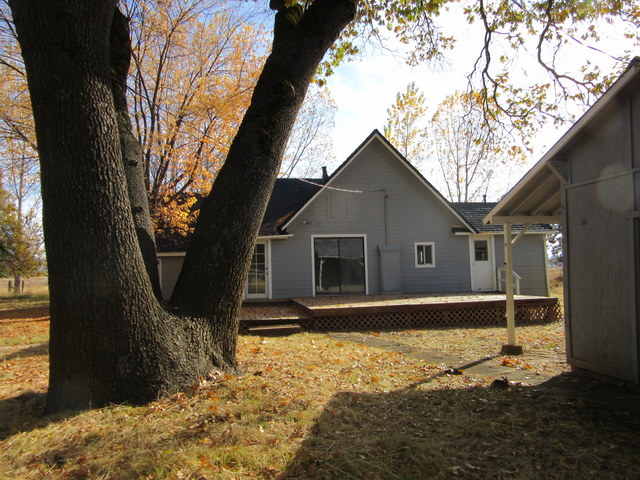 40905 Brown RdFall River Mills, CA, 96028Shasta County