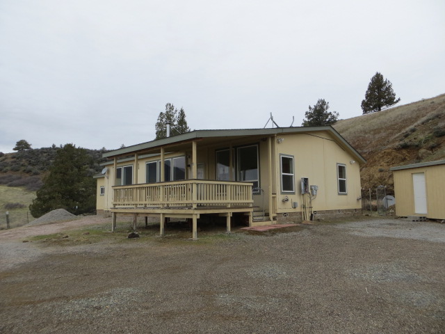 12609 Blue Heron PlHornbrook, CA, 96044Siskiyou County