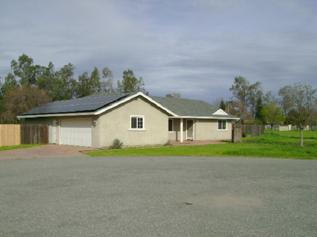 8629 Clinty LnLos Molinos, CA, 96055Tehama County