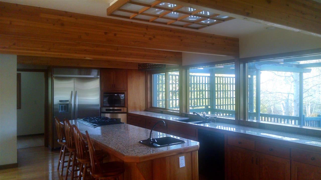 860 Deas Way, Mt Shasta, CA 96067