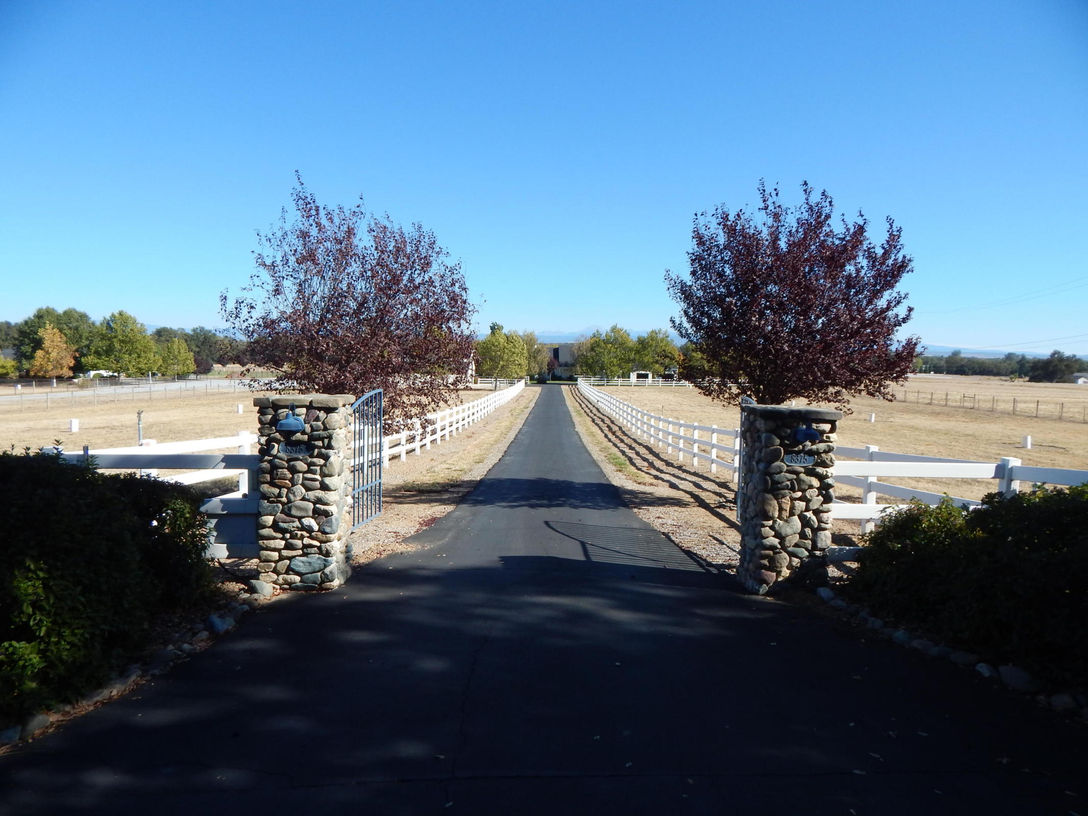 8375 Maynard Road, Palo Cedro, United States 96073