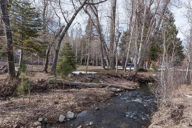 402 Old Truckee Road, Sierraville, CA 96126