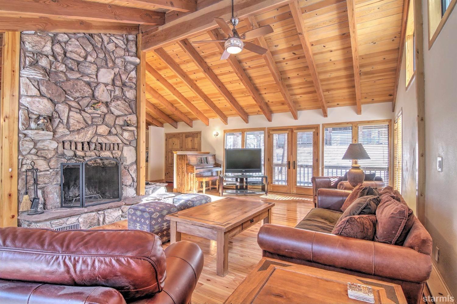 1424 Wildwood Avenue, South Lake Tahoe, United States 96150
