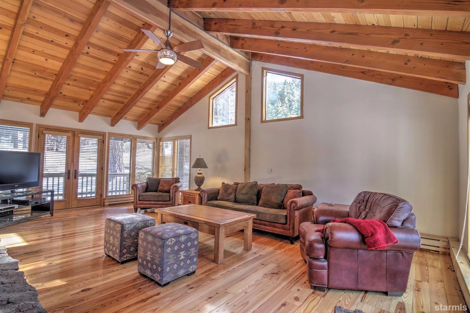 1424 Wildwood Avenue, South Lake Tahoe, United States 96150