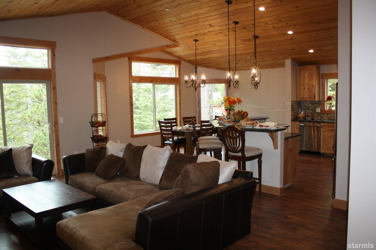 1930 Koyukon Drive, South Lake Tahoe, United States 96150
