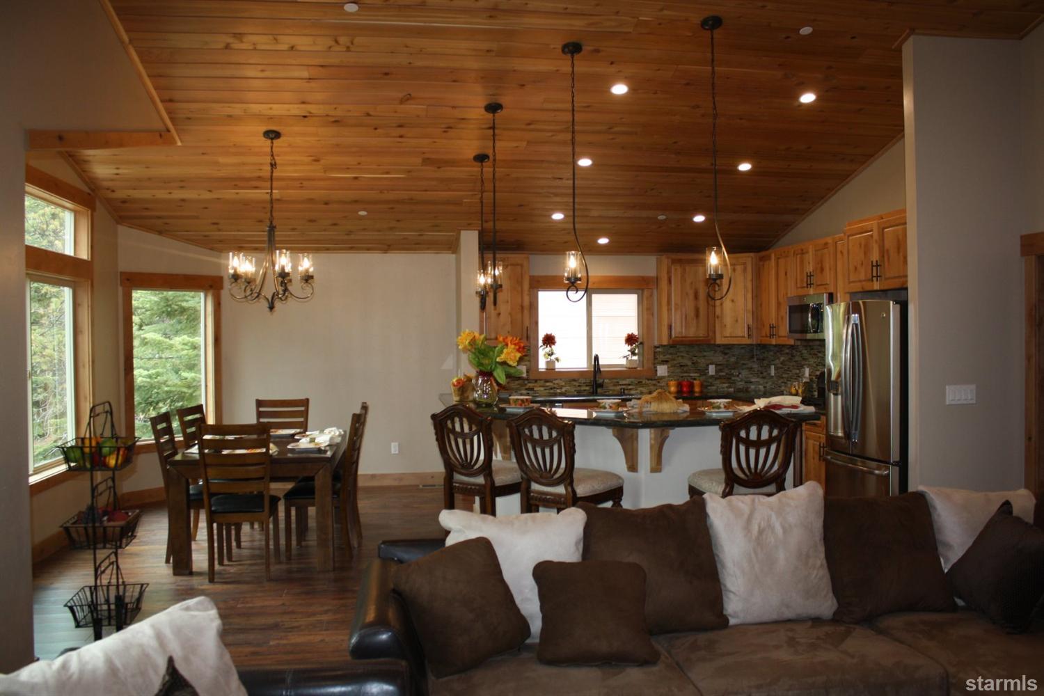1930 Koyukon Drive, South Lake Tahoe, United States 96150
