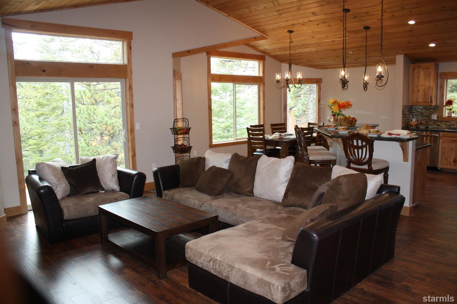 1930 Koyukon Drive, South Lake Tahoe, United States 96150