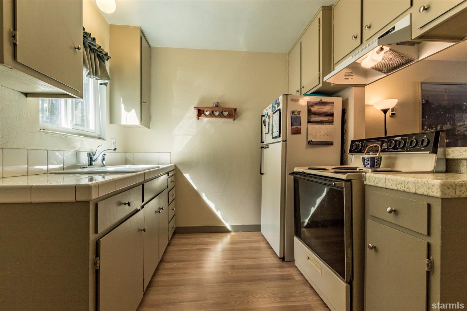 648 Roger, South Lake Tahoe, CA 96150