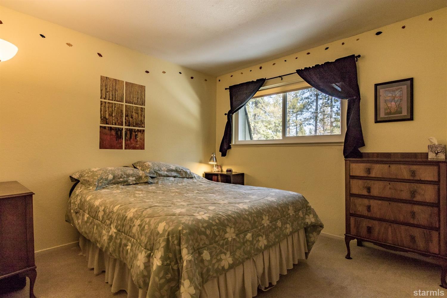 648 Roger, South Lake Tahoe, CA 96150