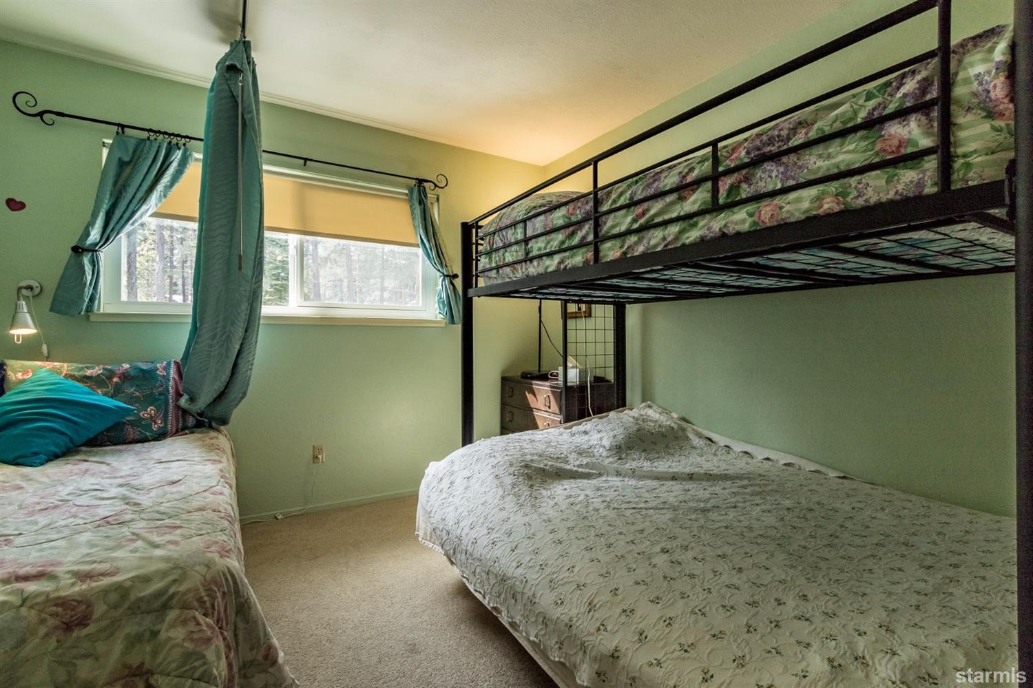648 Roger, South Lake Tahoe, CA 96150